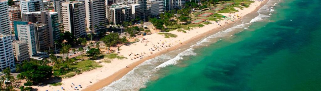 Poluição de Praias e Saneamento Básico: Um Desafio Urgente
