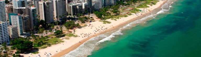 Poluição de Praias e Saneamento Básico: Um Desafio Urgente